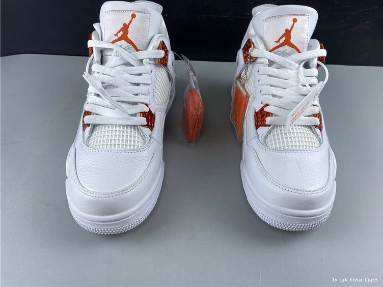 “Metallic Jordan Orange” CT8527-118 4 Air  1017
